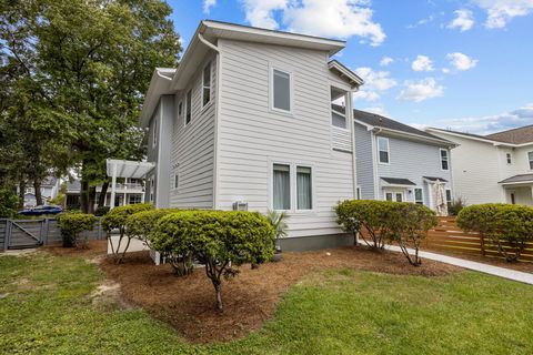 A home in North Charleston