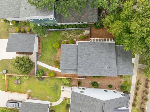 A home in North Charleston