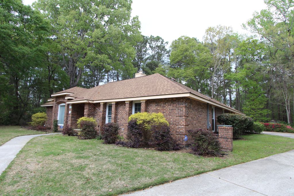 Photo of 103 Kenton Place, Goose Creek, SC 29445 (MLS # 26008544)