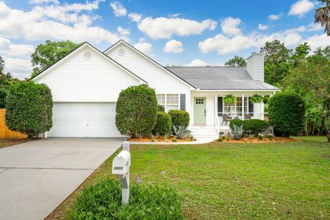 Photo of 1077 Farmington Road, Charleston, SC 29412 (MLS # 25014701)