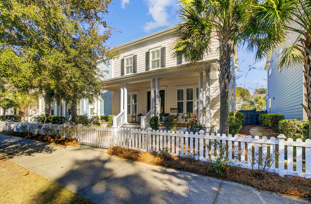 Photo of 1368 Founders Way, Mount Pleasant, SC 29464 (MLS # 25032999)