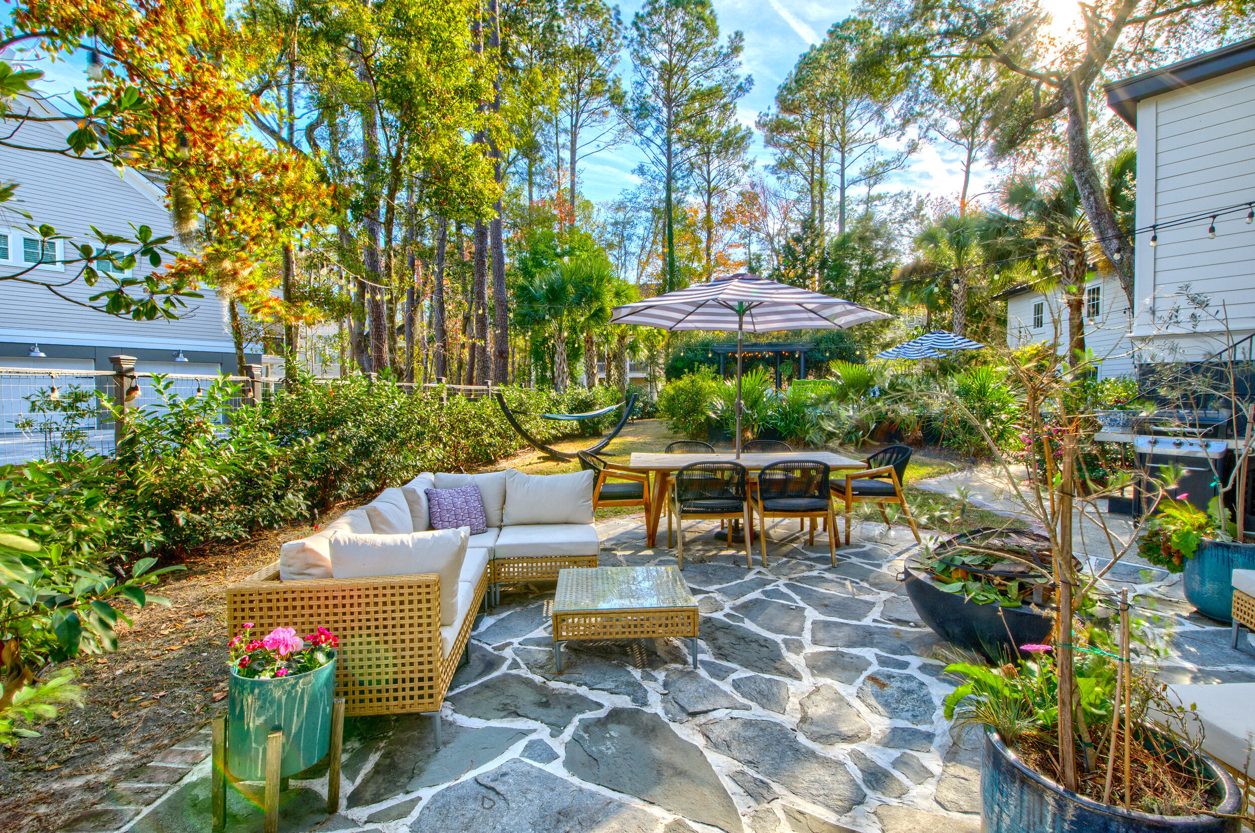 1648 John Fenwick Lane