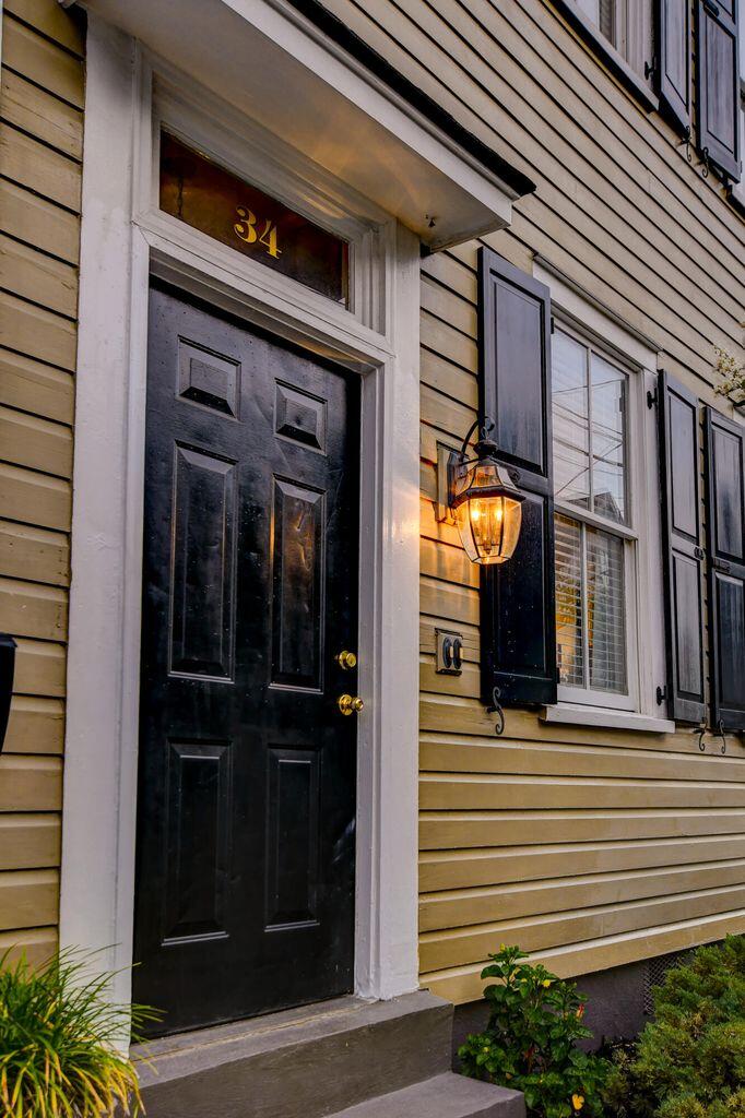 34 Amherst Street A And B