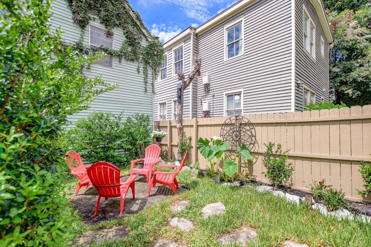 34 Amherst Street A And B