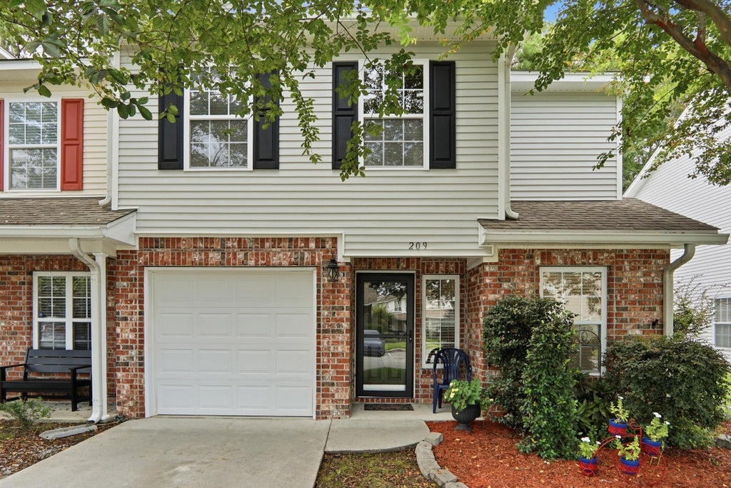 Photo of 209 Jackson Street, Goose Creek, SC 29445 (MLS # 26024088)