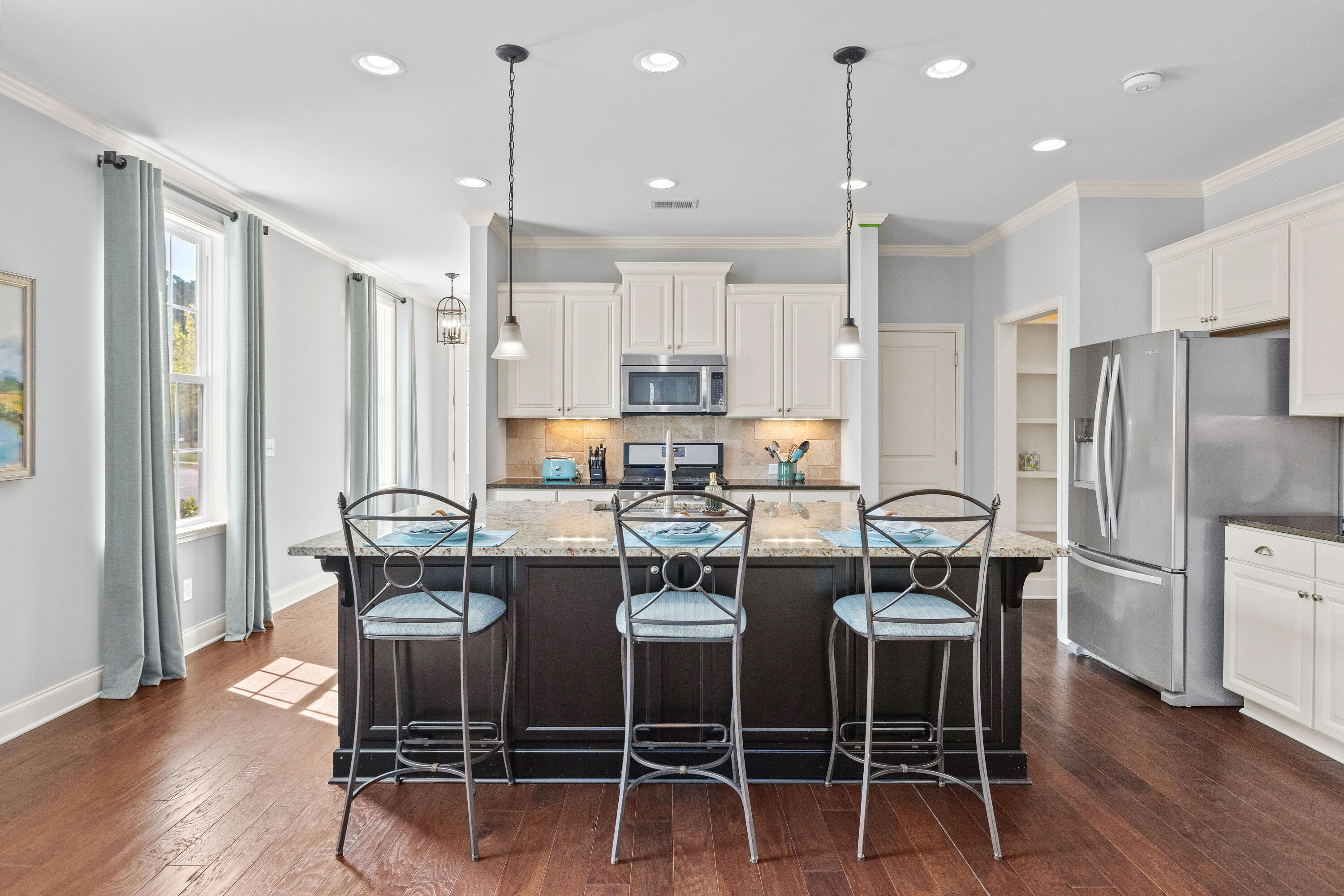 2574 Kings Gate Lane