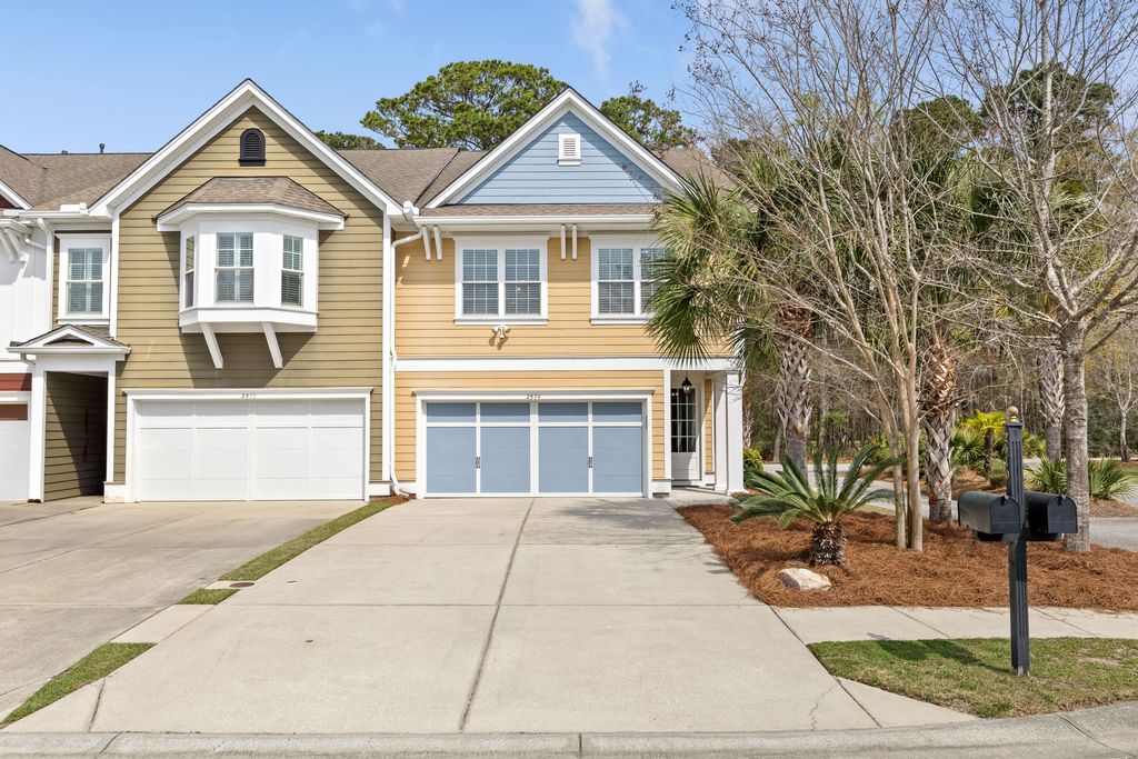 Photo of 2574 Kings Gate Lane, Mount Pleasant, SC 29466 (MLS # 26009419)