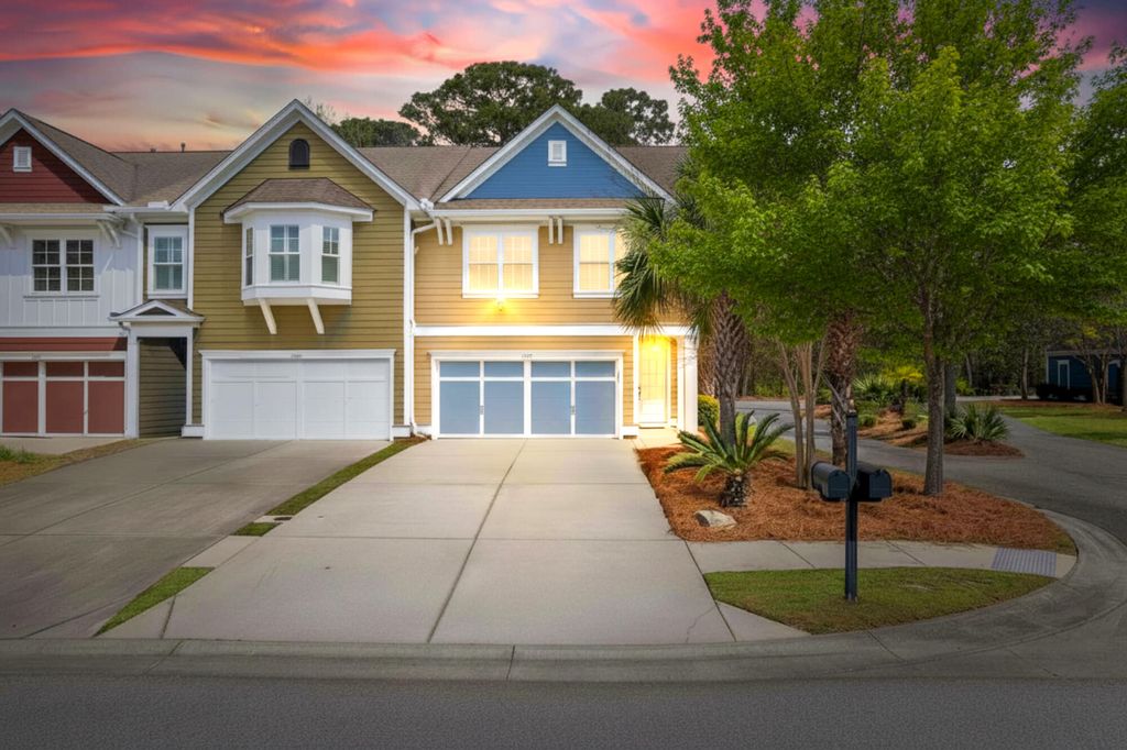 Photo of 2574 Kings Gate Lane, Mount Pleasant, SC 29466 (MLS # 26009419)