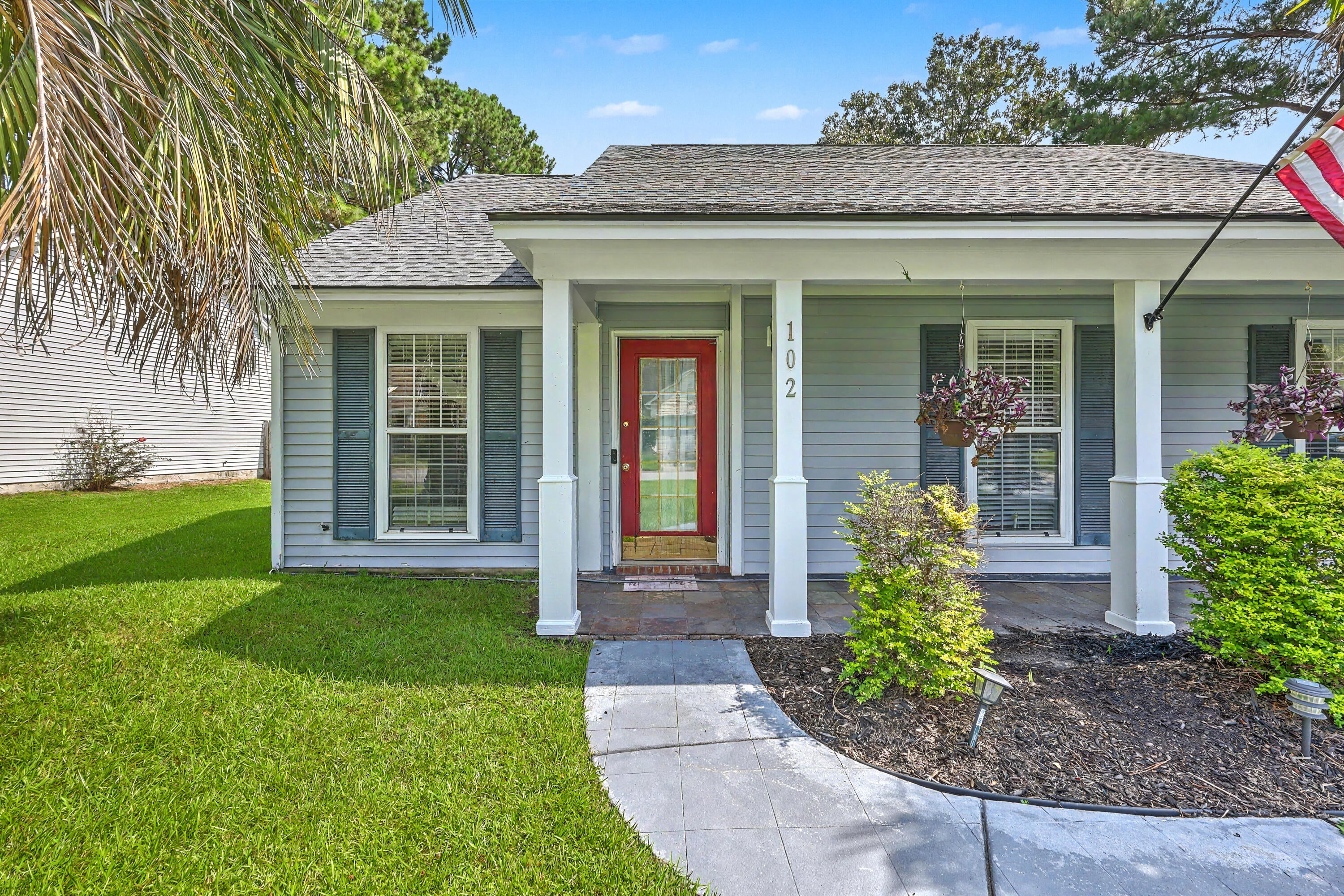 102 Dockwell Lane