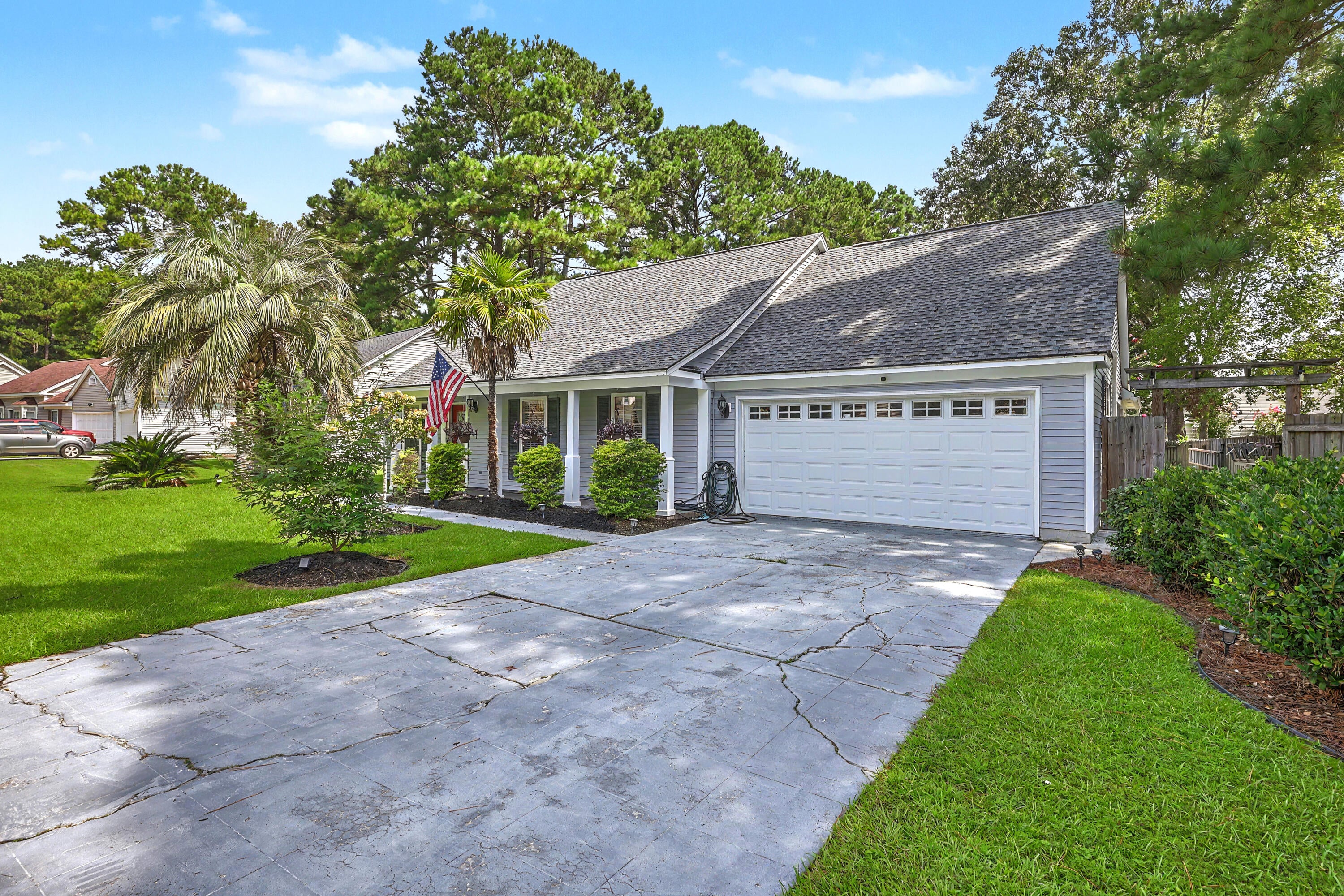 102 Dockwell Lane