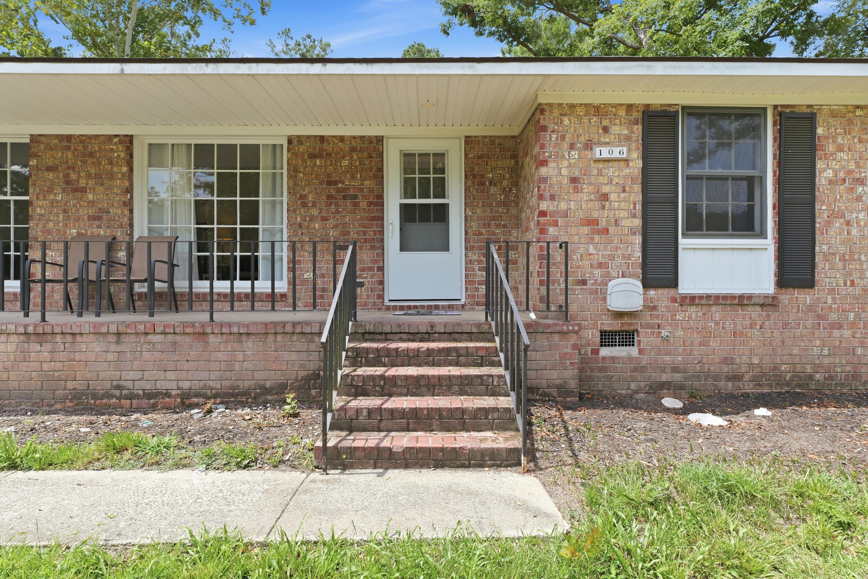 106 Kent Circle
