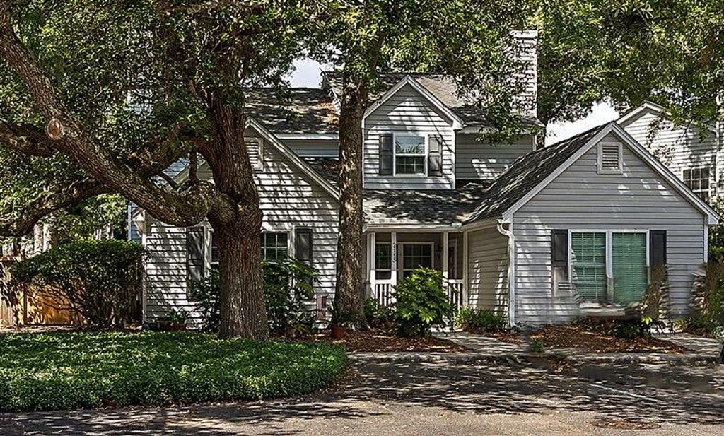 Photo of 1382 Cassidy Court #A, Mount Pleasant, SC 29464 (MLS # 26015026)
