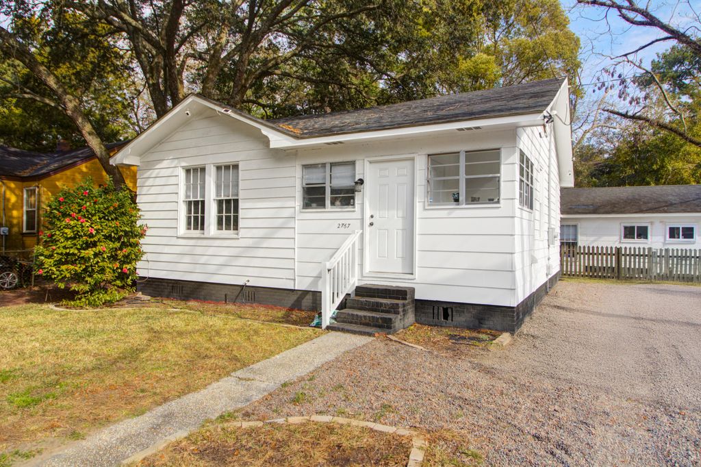 Photo of 2767 W Surrey Drive #A&amp;B, North Charleston, SC 29405 (MLS # 26003521)