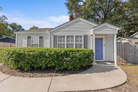 A home in North Charleston