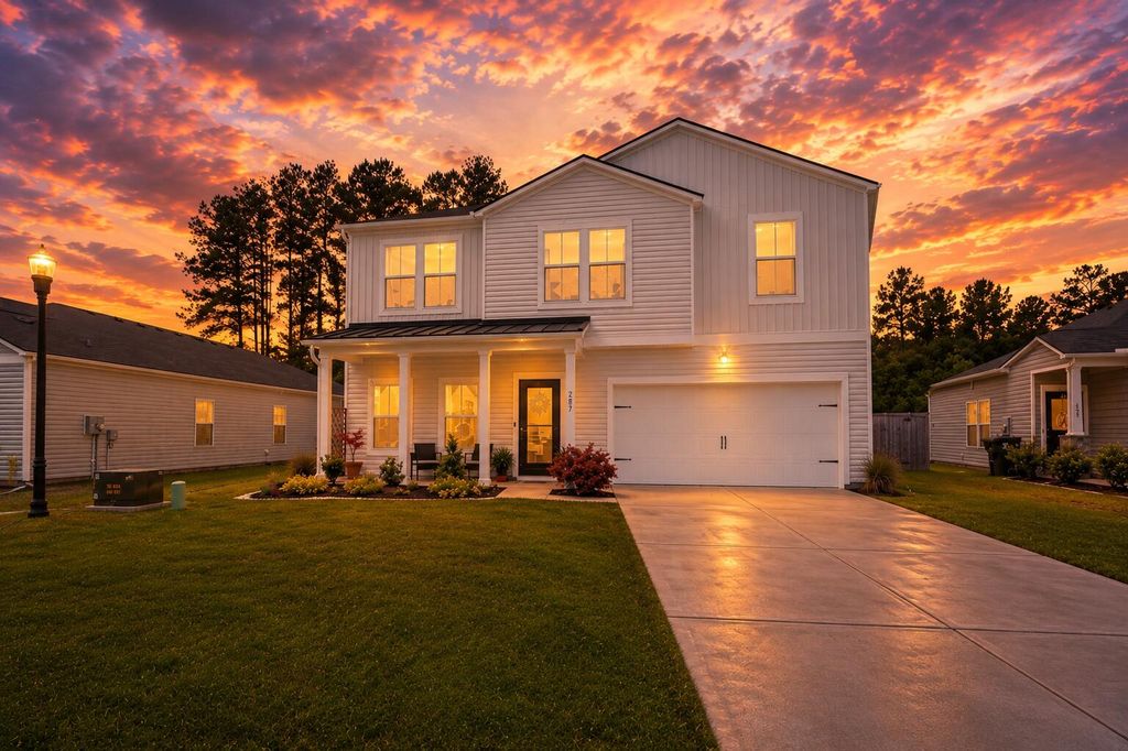 Photo of 287 Firewheel CT, Summerville, SC 29486 (MLS # 26013249)