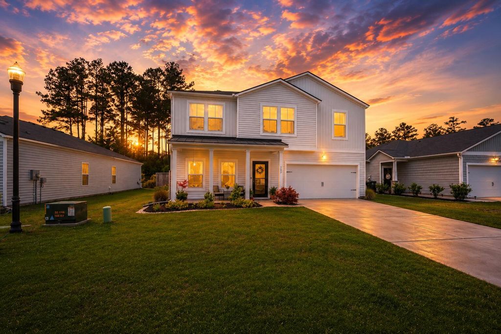 Photo of 287 Firewheel CT, Summerville, SC 29486 (MLS # 26013249)