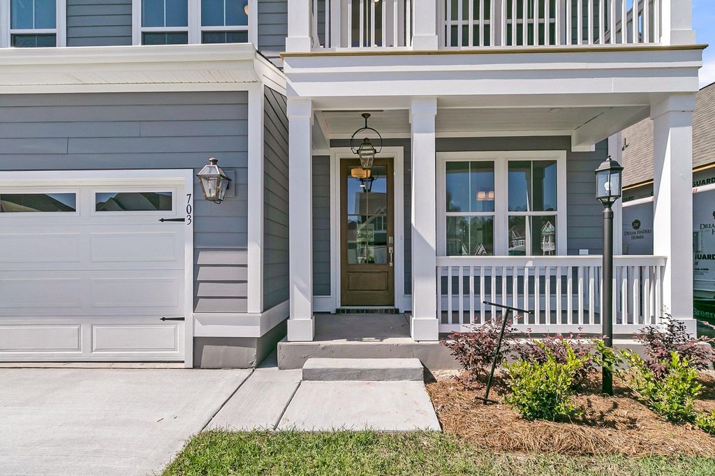 Photo of 703 Maynard Lane, Summerville, SC 29486 (MLS # 25022392)
