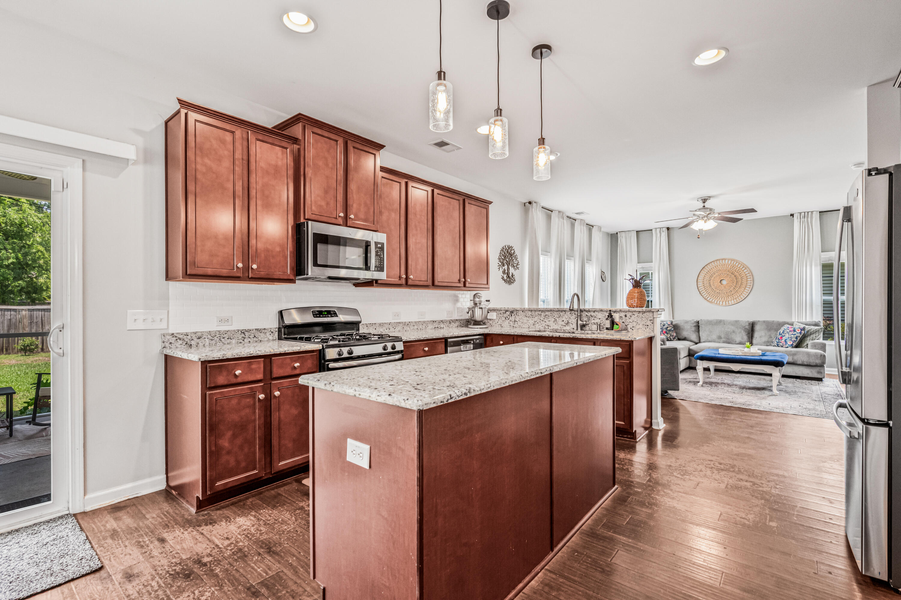 8518 Marsh Overlook