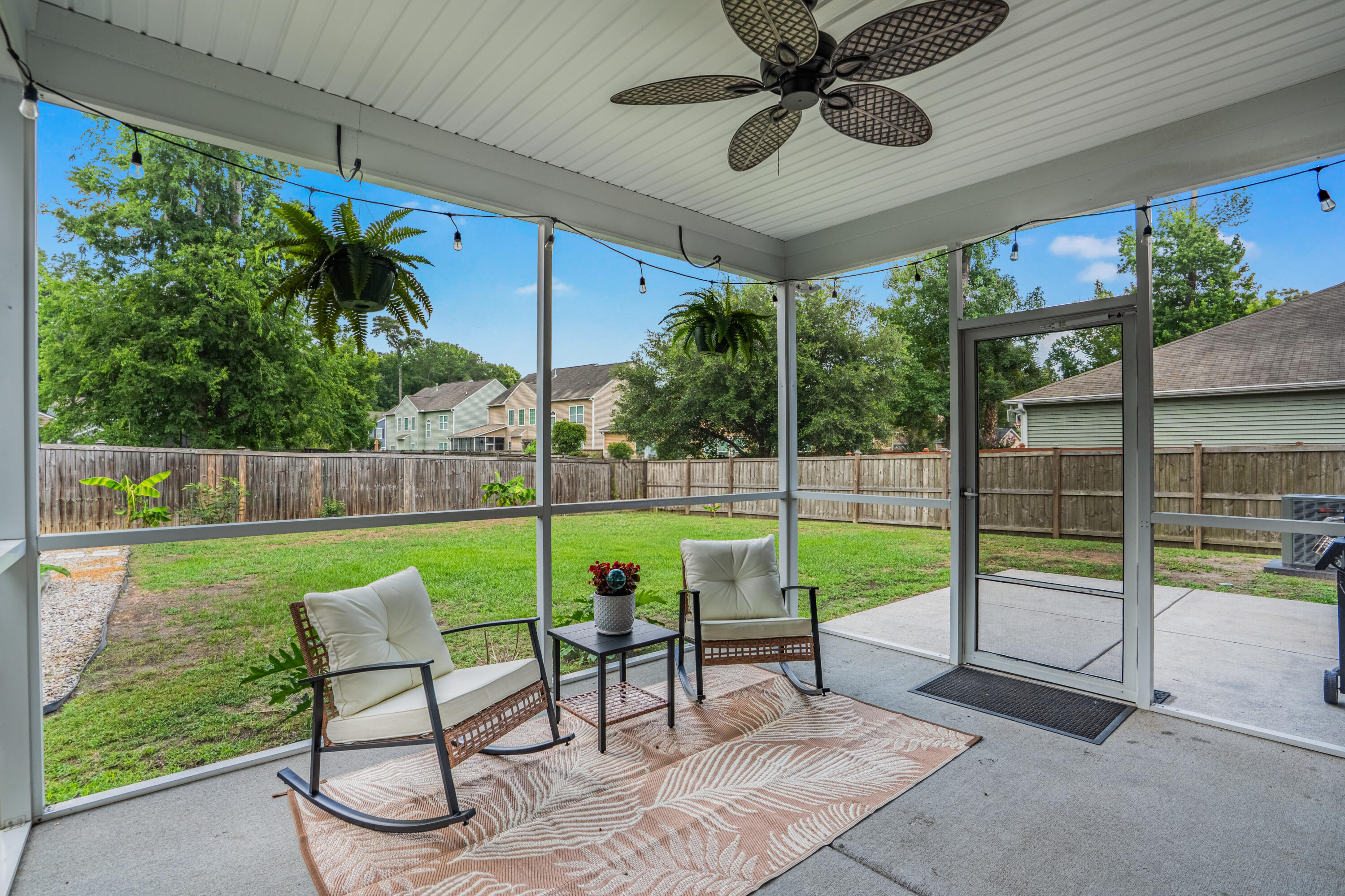 8518 Marsh Overlook