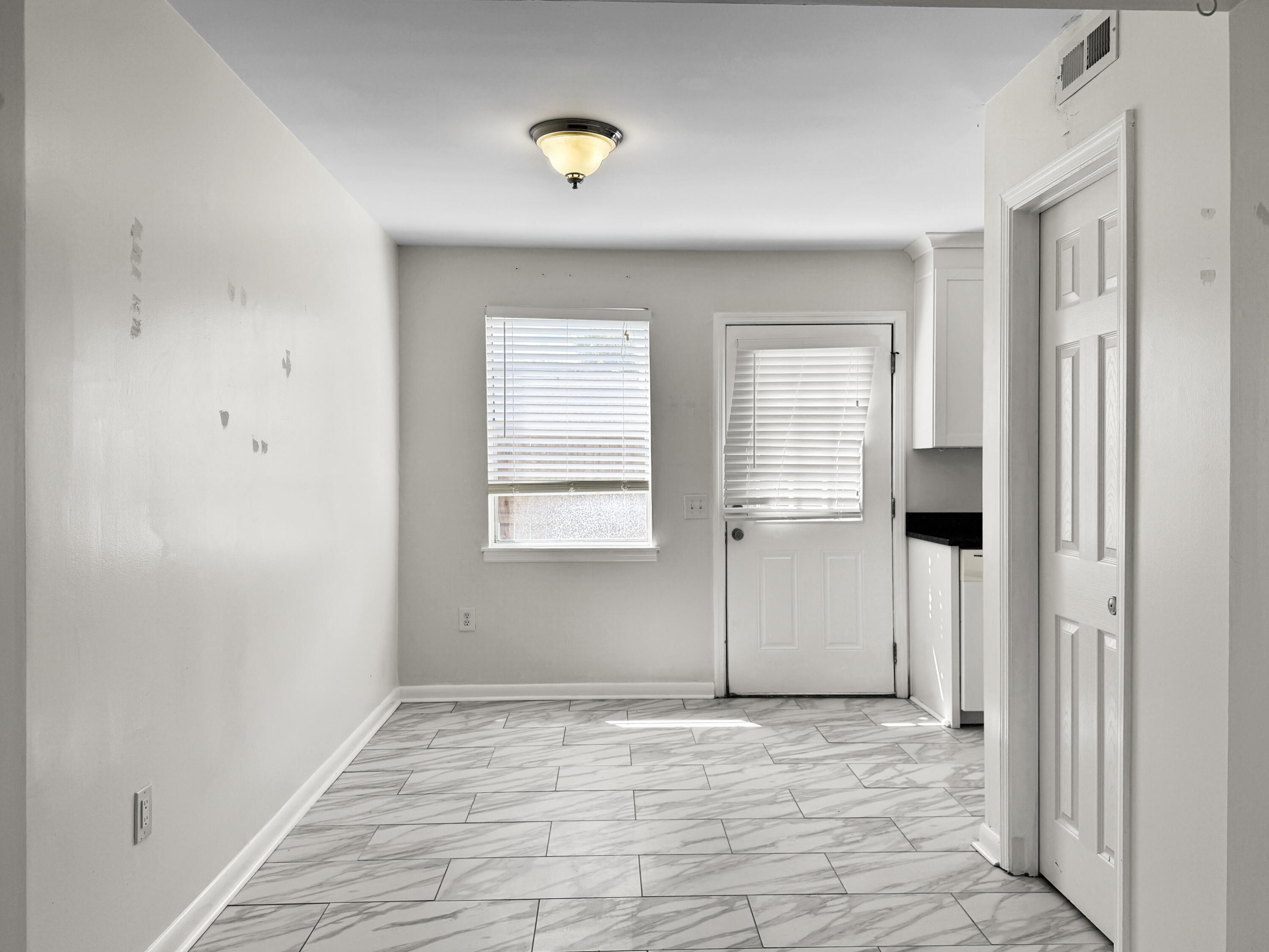 415 Parkdale Drive 9e