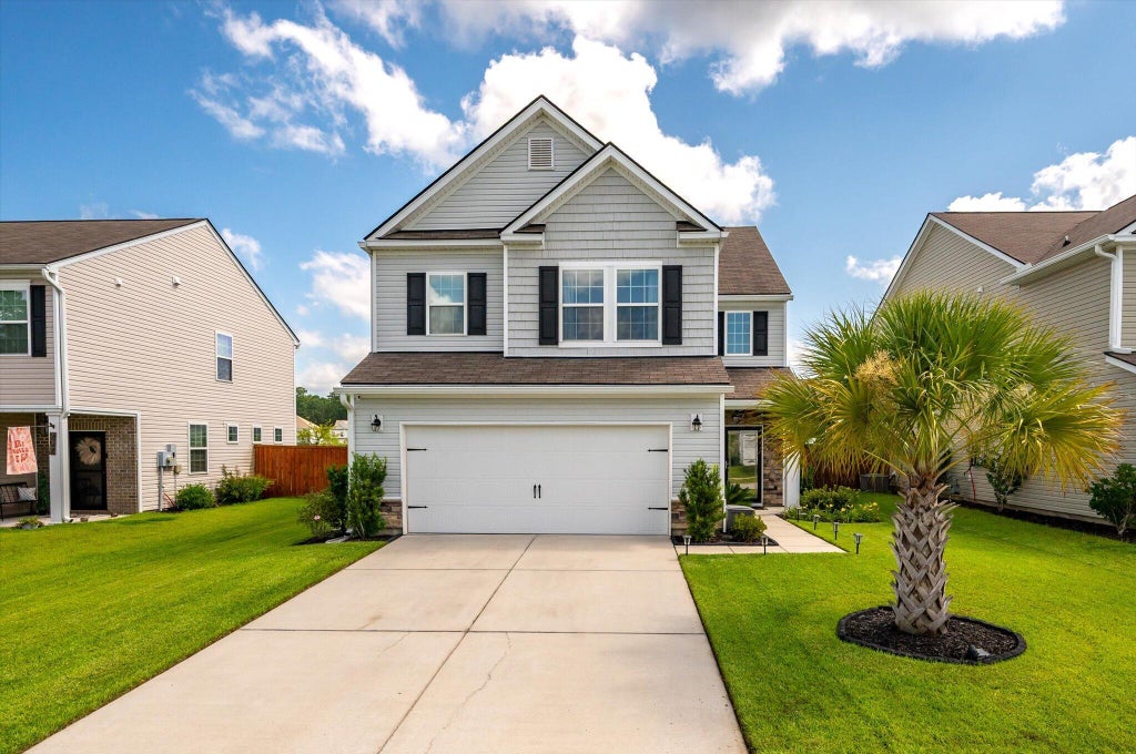 Photo of 209 Daniels Creek Circle, Goose Creek, SC 29445 (MLS # 26018473)