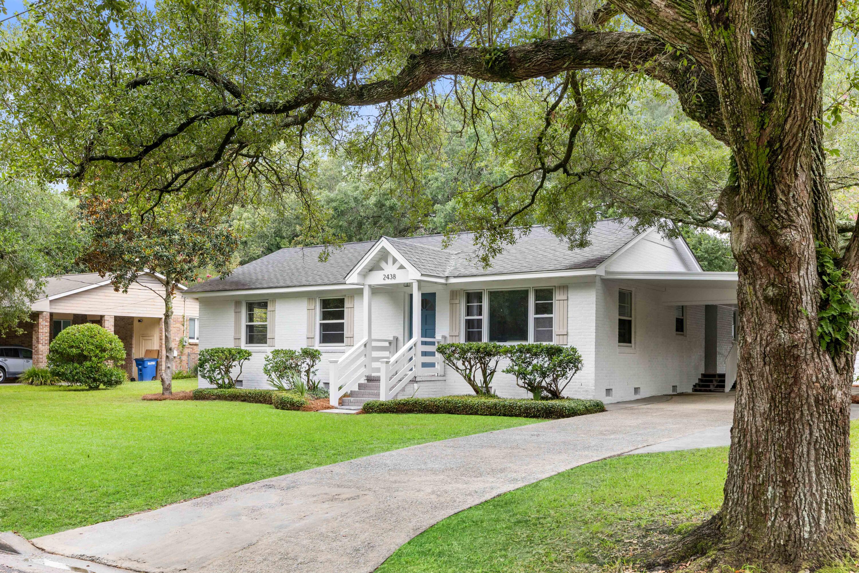 2438 Two Oaks Drive