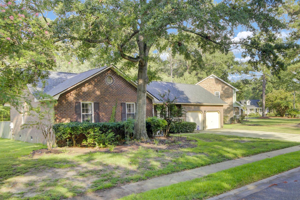 Photo of 102 Westerfield Drive, Goose Creek, SC 29445 (MLS # 26021053)