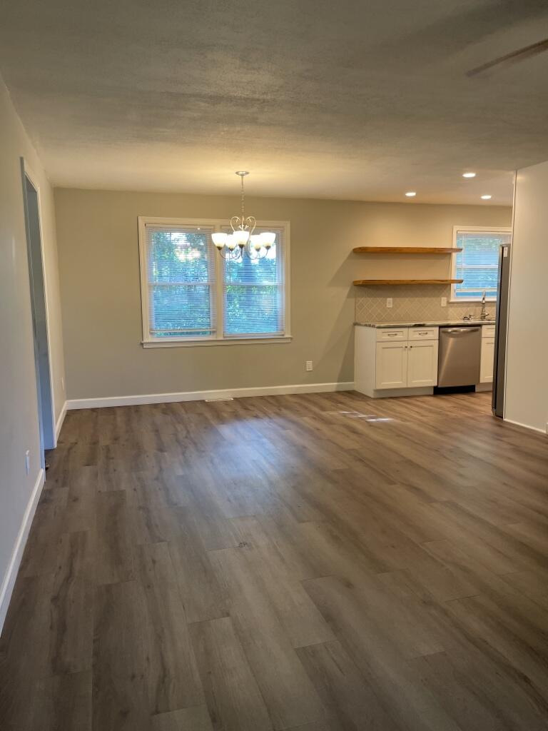 113 Owens Circle