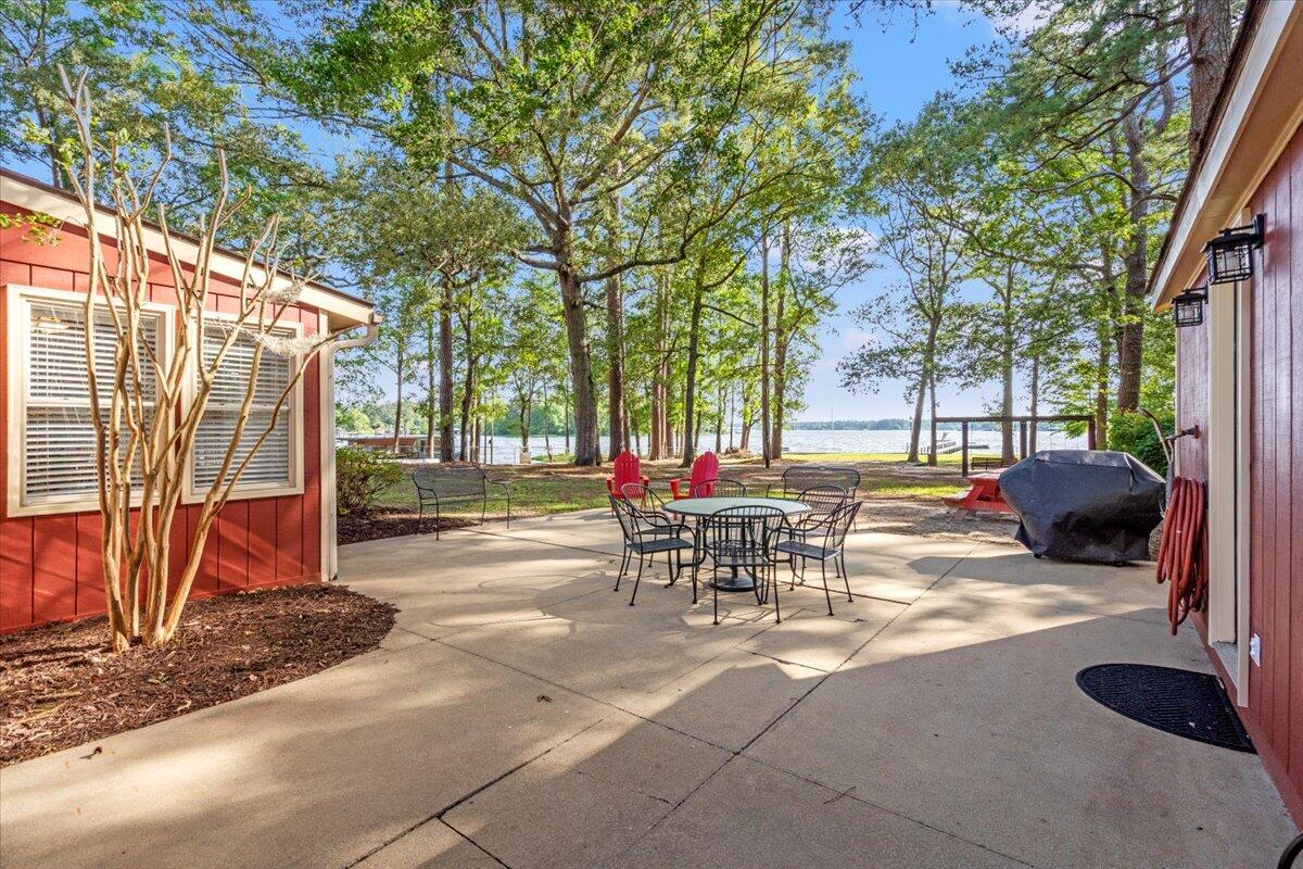 1346 Forest Lake Drive Drive