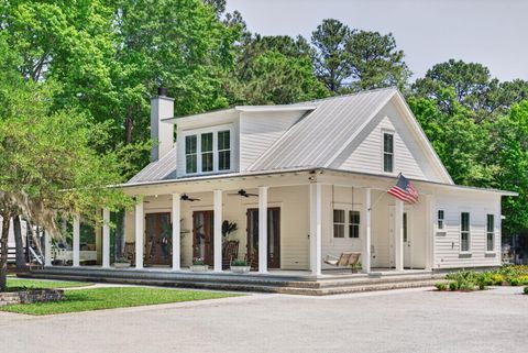 Photo of 3425 Thunder Gulch Trail, Awendaw, SC 29429 (MLS # 26012025)