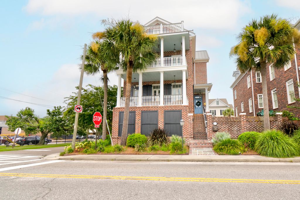 Photo of 46 Halsey Boulevard, Charleston, SC 29401 (MLS # 25024246)