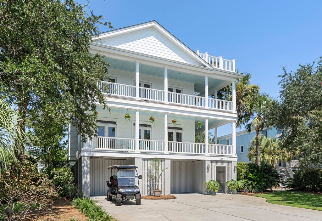 Photo of 764 Post Oak Drive, Mount Pleasant, SC 29464 (MLS # 25023248)