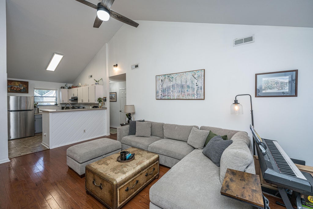 Photo of 935 E Estates Boulevard #Apt C, Charleston, SC 29414 (MLS # 26027357)