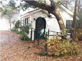 122 Gadsden Street B