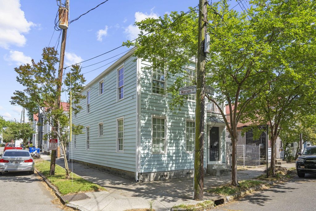 Photo of 160 Smith St, Charleston, SC 29403 (MLS # 26010875)