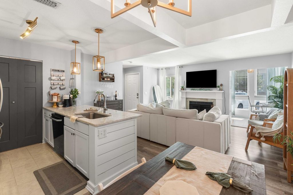 Photo of 265 Alexandra Drive #1, Mount Pleasant, SC 29464 (MLS # 25026299)