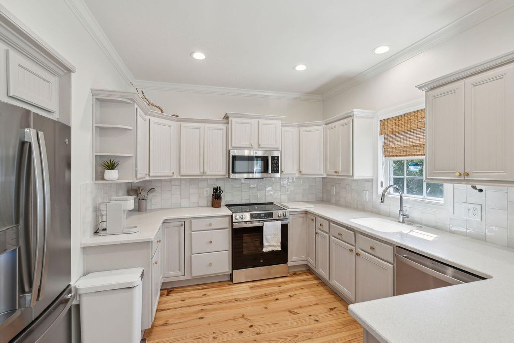 Photo of 40 Battery Park Road, Edisto Island, SC 29438 (MLS # 26003468)