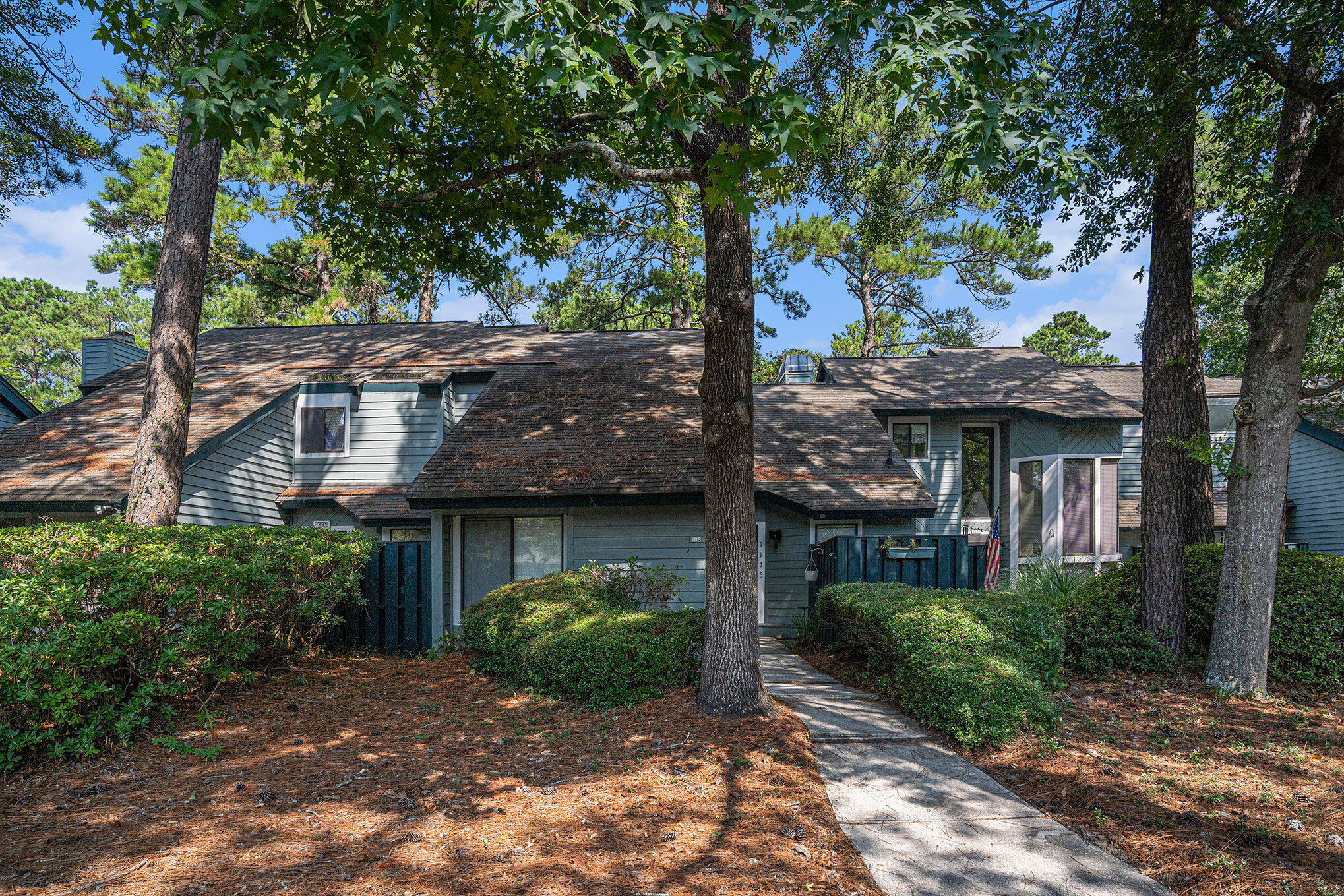 1115 Shadow Lake Circle