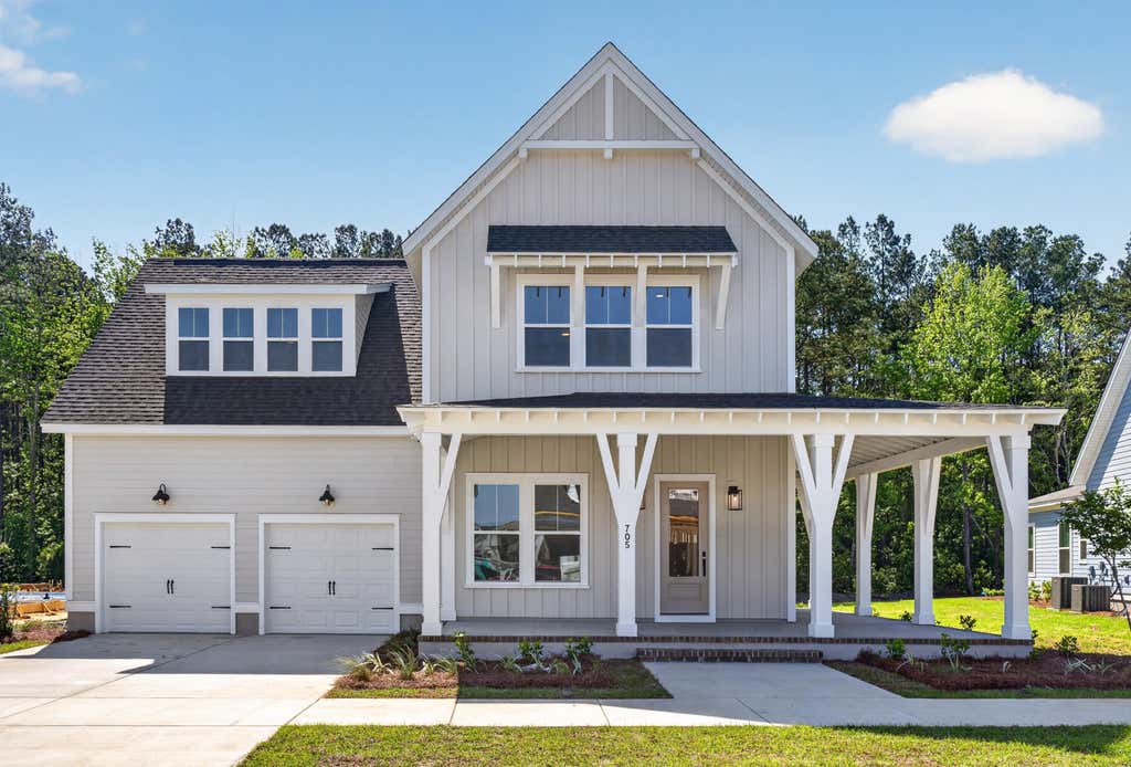 Photo of 620 June Berry Drive, Summerville, SC 29486 (MLS # 26023863)