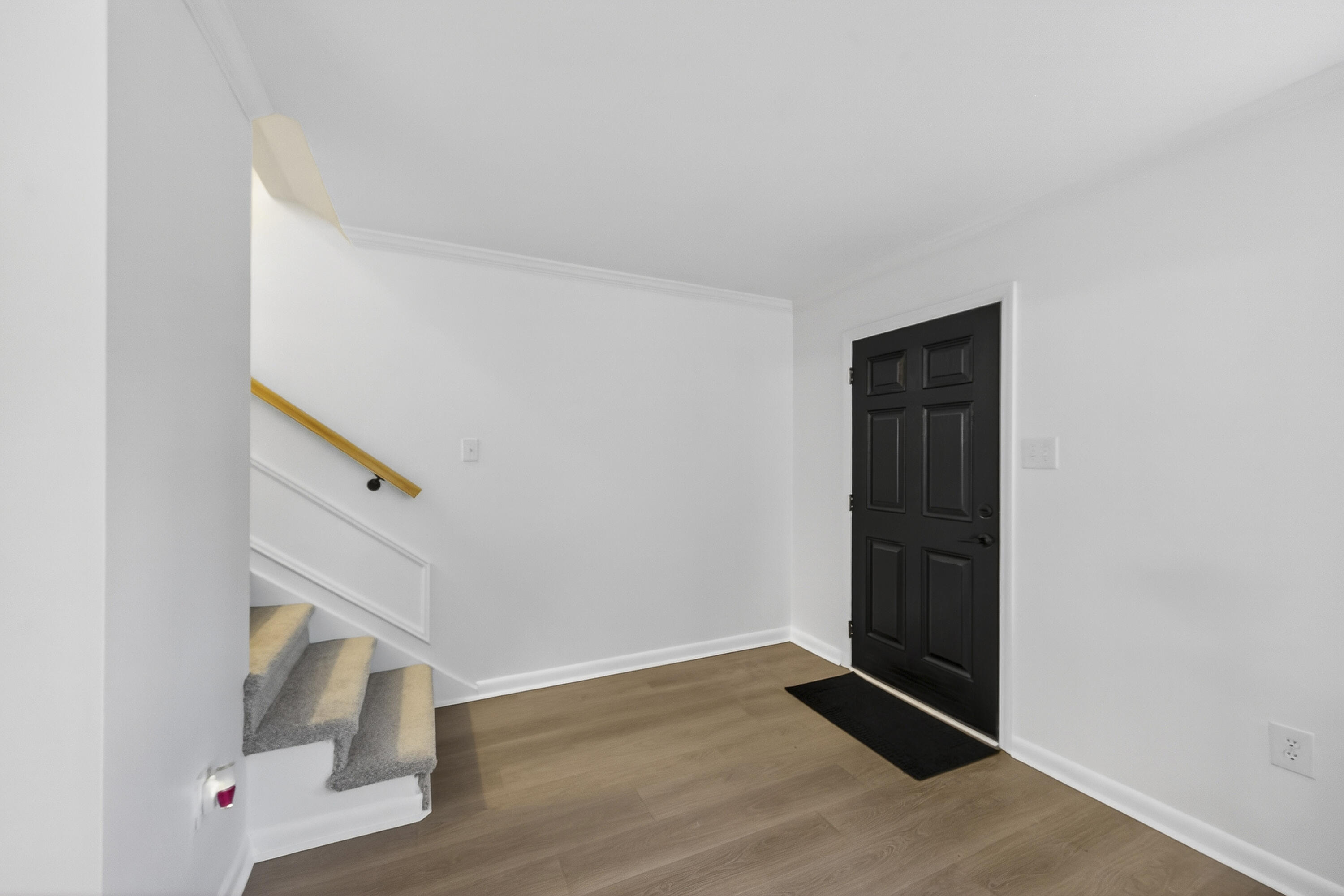 415 Parkdale Drive 8c