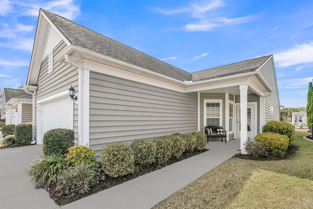 Photo of 226 Waterfront Park Drive, Summerville, SC 29486 (MLS # 26007826)