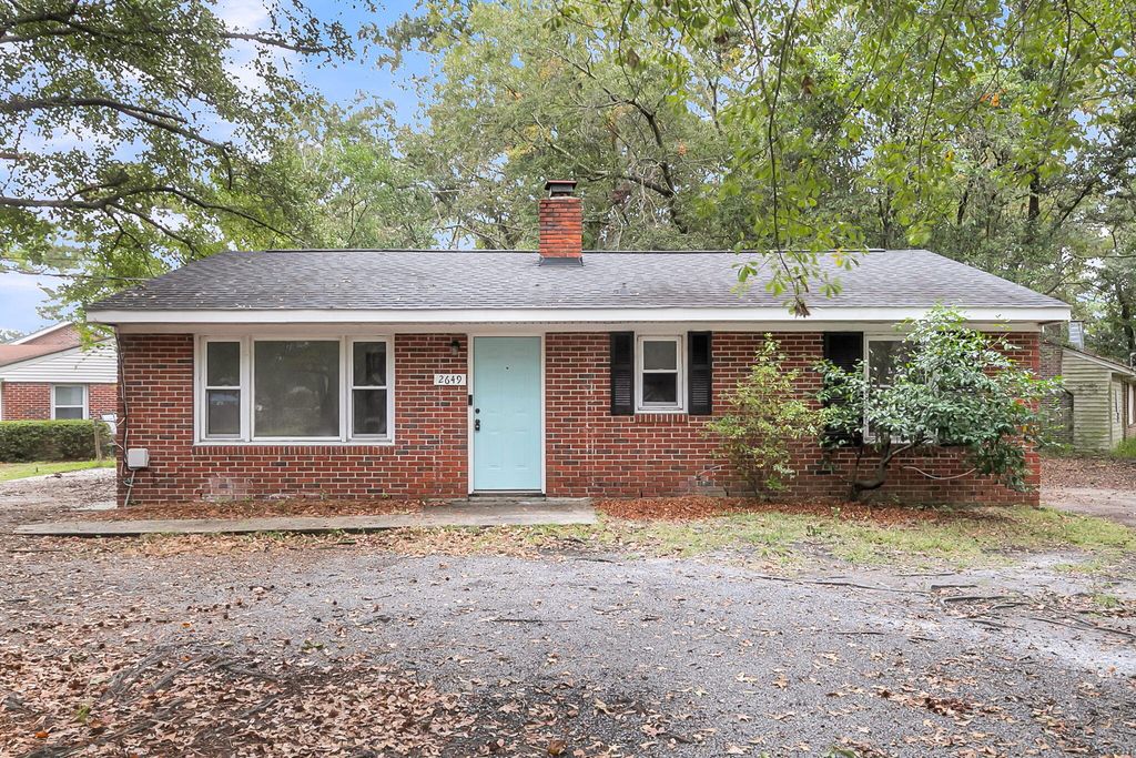 Photo of 2649 Cardinal Circle, North Charleston, SC 29405 (MLS # 25029548)