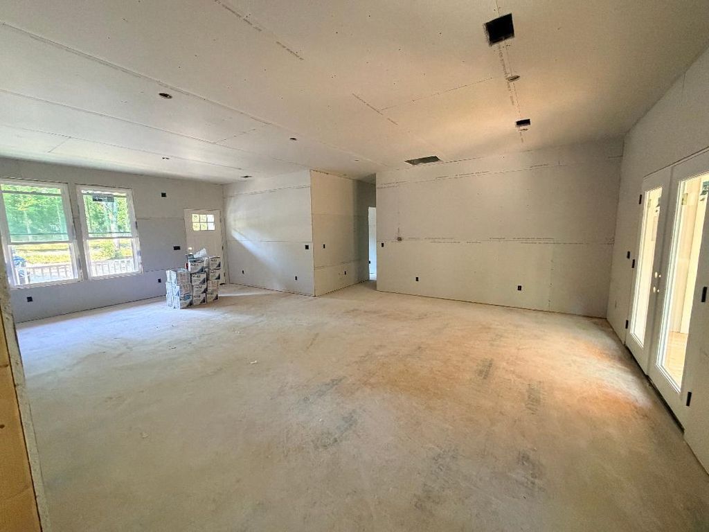Photo of 5811 Octavia Avenue, Ravenel, SC 29470 (MLS # 26014198)