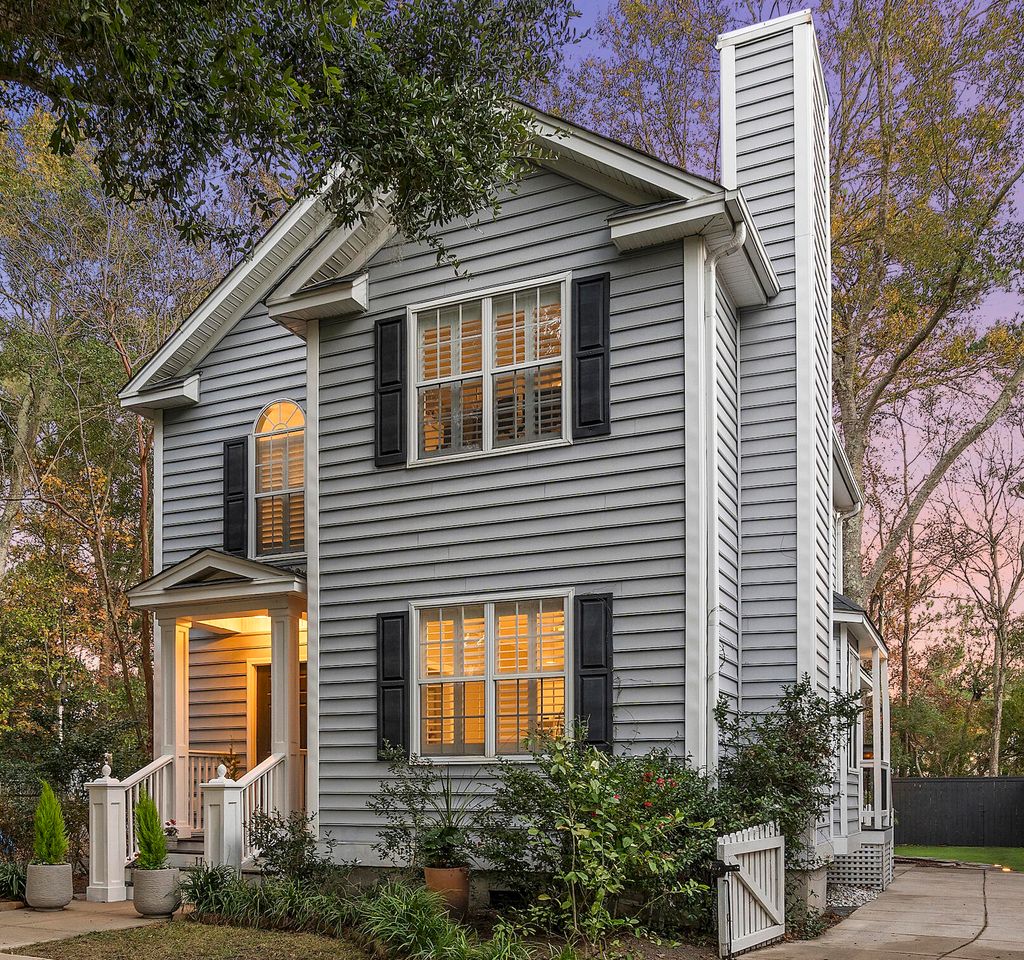 Photo of 1125 Mathis Ferry Road, Mount Pleasant, SC 29464 (MLS # 25032986)