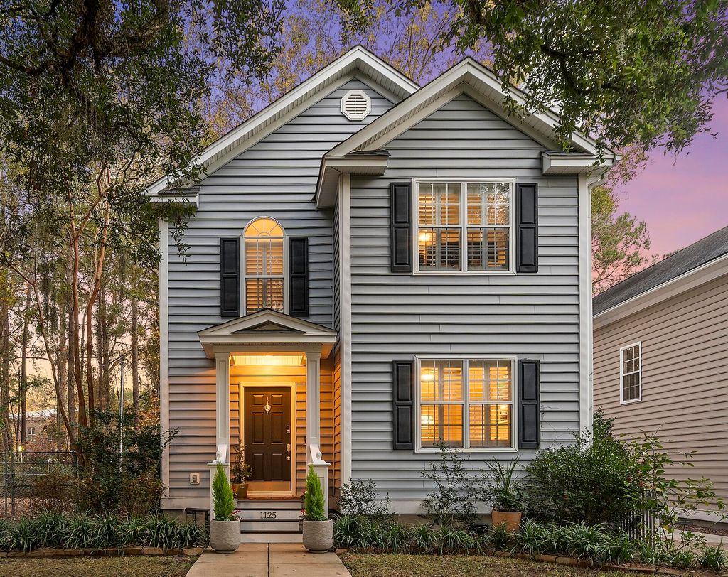 Photo of 1125 Mathis Ferry Road, Mount Pleasant, SC 29464 (MLS # 25032986)