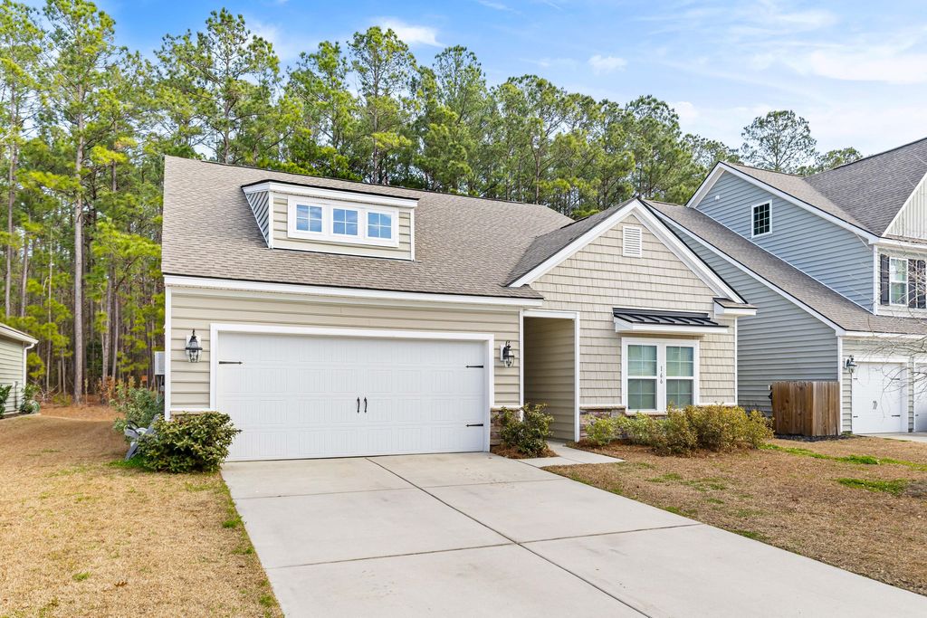 Photo of 166 Daniels Creek Circle, Goose Creek, SC 29445 (MLS # 26003844)