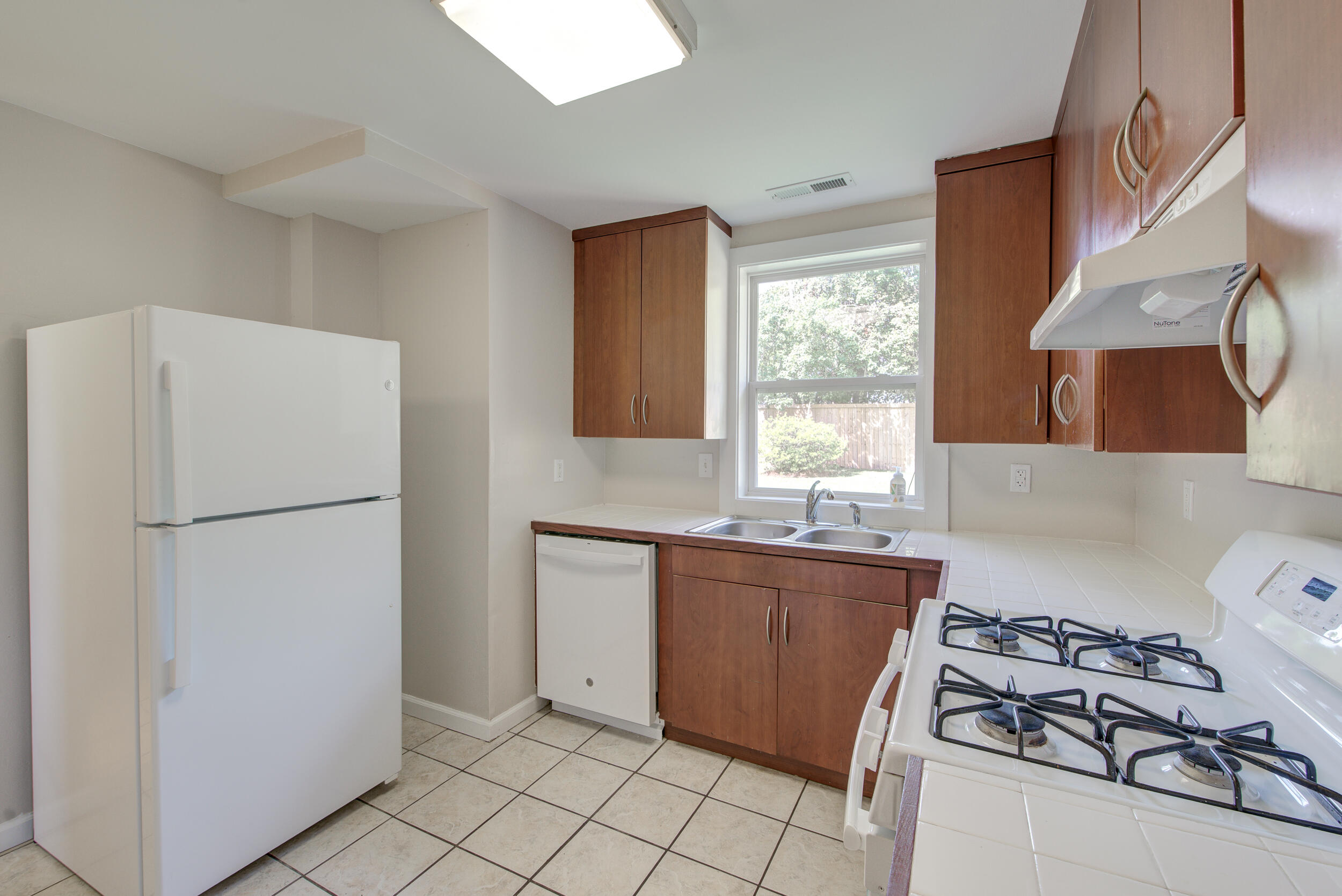 5 Briarcliff Drive