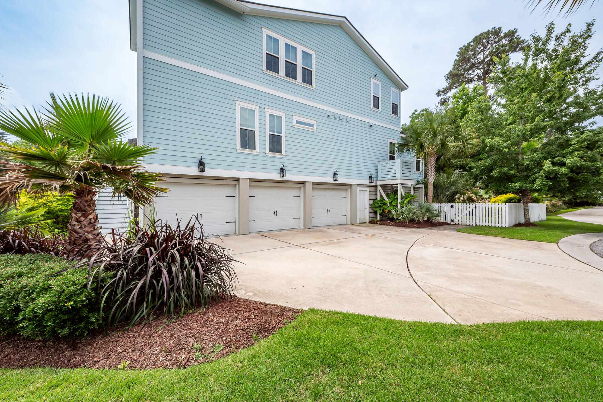 2734 Battle Trail Drive