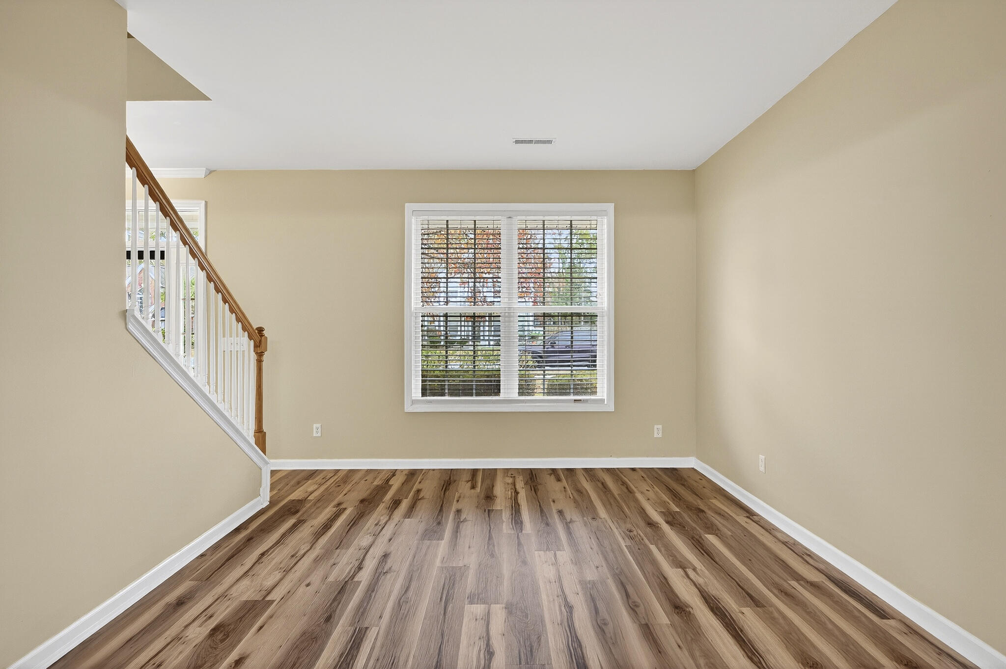 176 Thousand Oaks Circle