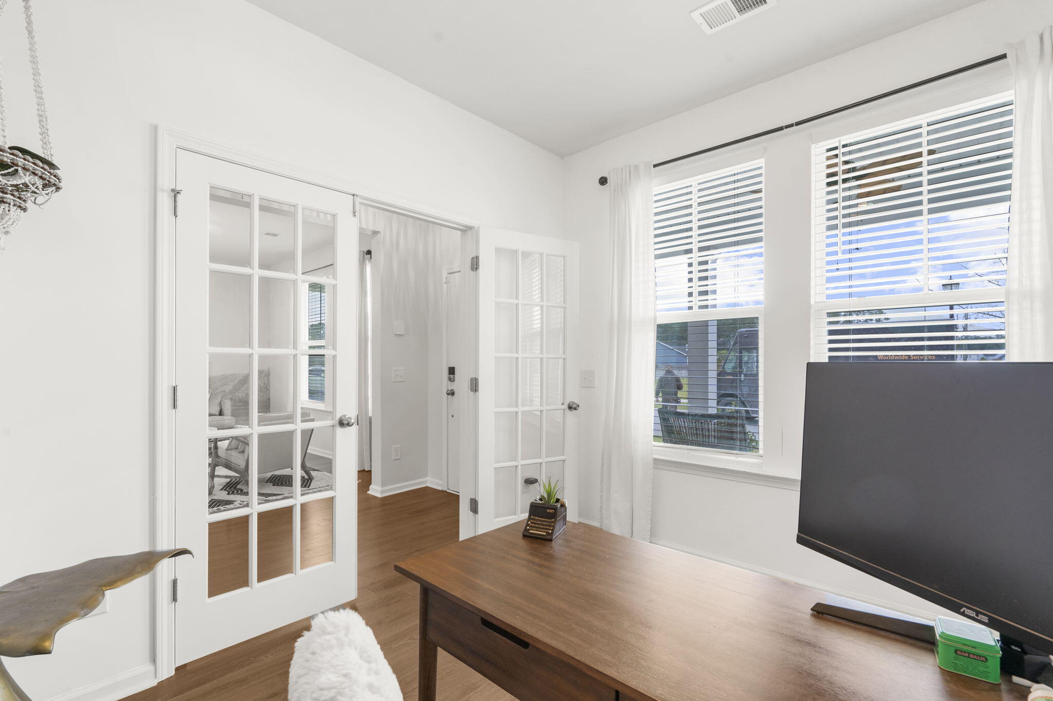 125 Garden Lily Lane